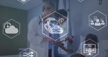 Hastane odasında hastayla tedavi hakkında konuşmak, tıbbi ikonları olan doktorlar animasyon. Sağlık, danışma, teknoloji, tanı, etkileşim, sağlık uzmanları