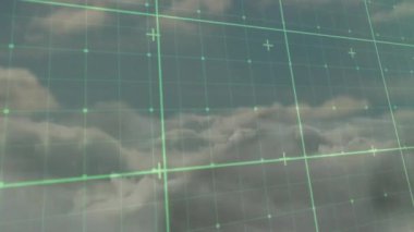 Bulutlu gökyüzü arkaplanı üzerindeki şebeke çizgileri ve veri noktaları canlandırılıyor. Teknoloji, animasyon, veri görselleştirme, bilgi, hava durumu konsepti
