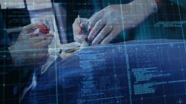 Ameliyat yapmak, hastane ortamında tıbbi veri işleme animasyonunu teslim etmek. Sağlık, veri analizi, teknoloji, işletim