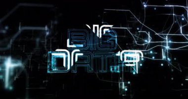 Siyah arka plandaki bilgisayar devre kartının üzerinden büyük veri metninin animasyonu. Küresel teknoloji, bilgisayar ve dijital arayüz kavramı, dijital olarak oluşturulmuş video.