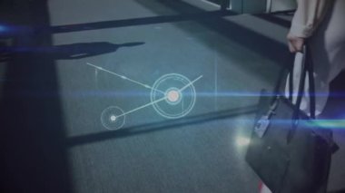 Muhtelif meslekdaşların ofiste yürümesi üzerine kurulan bağlantı ağının animasyonu. İş, teknoloji ve dijital arayüz kavramı, dijital olarak oluşturulmuş video.