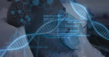 Oksijen maskesi takan hastaya DNA iplikleri ve tıbbi veri animasyonu. teknoloji, sağlık, genetik, biyoteknoloji, tedavi