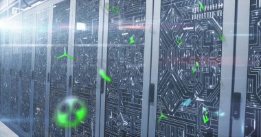 Bilgisayar sunucuları üzerinden eko simgelerin ve dijital veri işlemlerinin resmi. Dijital olarak oluşturulmuş küresel bağlantılar, hesaplama ve veri işleme kavramı.