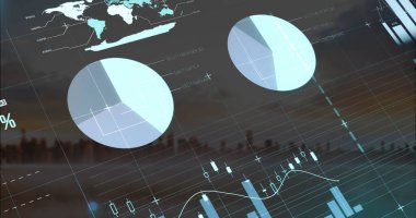 Bulutlu gökyüzüne karşı modern şehir manzarası üzerinde bilgi arayüzü resmi. Dijital bileşik, çoklu pozlama, rapor, iş, büyüme, ilerleme, küresel, binalar ve mimari konsept.