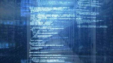 Sunucu odasında veri işleme animasyonu. Küresel teknoloji, bilgisayar ve dijital arayüz kavramı, dijital olarak oluşturulmuş video.