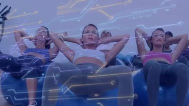 Kafkas kadınlarının egzersiz yapması üzerine veri işleme animasyonu. Teknoloji, spor ve dijital arayüz kavramı, dijital olarak üretilen video.