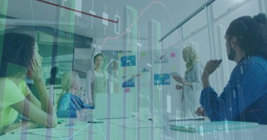 Ofiste toplanan çeşitli iş adamlarıyla ilgili finansal veri işleme resmi. Küresel iş, finans ve dijital arayüz kavramı dijital olarak oluşturulmuş görüntü.