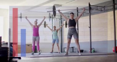 Spor salonunda ağırlık kaldıran çeşitli kadınların diyagramının animasyonu. Teknoloji, spor ve dijital arayüz kavramı, dijital olarak üretilen video.