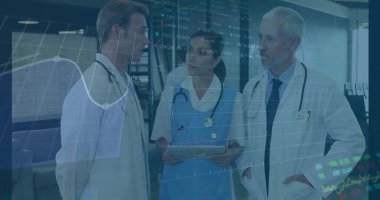 Hastanedeki çeşitli doktorların finansal veri işleme görüntüsü. Küresel tıp, sağlık, bağlantılar, hesaplama ve veri işleme kavramı dijital olarak oluşturulmuş görüntü.