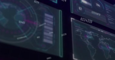 Sayılar ve grafiklerle gelecek arayüzü üzerinde dijital veri ve analitik animasyon. Teknoloji, görselleştirme, ölçüler, bilgi, bilgi grafikleri, sanal