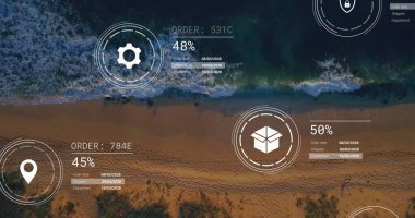 Manzara üzerinde simge ve veri işleme ağının resmi. Dijital olarak oluşturulmuş küresel bağlantılar, hesaplama ve veri işleme kavramı.