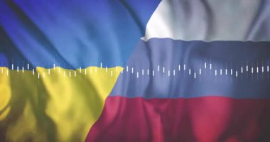 Üzerinde veri işleme animasyonu olan Ukrayna ve Rusya bayrakları. Çatışma, uluslararası, politika, veri analizi, teknoloji, siber