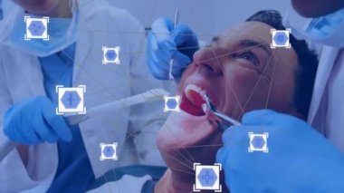 Mavi eldivenli ve aletli diş muayenesi, tıbbi veri işleme animasyonu. Diş hekimi, sağlık hizmetleri, hijyen, sağlık kontrolü, hasta konsepti