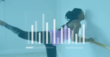 Spor salonunda bacak esneten bir kadın için bar çizelgesi ve veri analizi. spor salonu, istatistik, egzersiz, sağlık, egzersiz, grafik