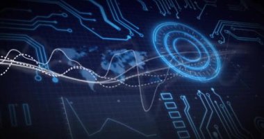 Dünya haritası ve devre kartı arkaplanı üzerinde dijital veri işleme animasyonu. Teknoloji, küresel, elektronik, ağ, sistem, fütürist