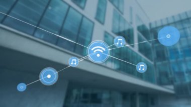 Müzik ve Wi-Fi simgeleri çizgilerle birbirine bağlanıyor, bina üzerinde ağ bağlantısı animasyonu. technology, communication, internet, digital, signal, data