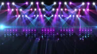 Sahne ışıkları ve mor ve mavi ışıklı seyirci animasyonu. Konser, performans, eğlence, canlı gösteri, ışıklandırma, etkinlik