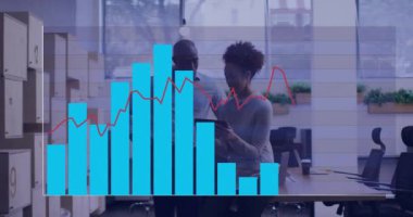 Muhtelif iş adamlarının ofiste tartıştıkları çizgi ve çizgi animasyonlar. takım çalışması, işbirliği, analitik, veri, istatistik, büyüme
