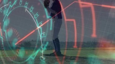 Beyzbolcu sahadaki veri analizi animasyonunu sunuyor. Spor, atlet, istatistik, teknoloji, performans, izleme