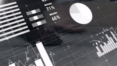 Ofiste yürüyen iş adamının finansal tabloları ve grafikleri. finans, kurumsal, profesyonel, veri, analiz, ekonomi