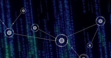 Mavi arkaplandaki veri işleme üzerinden küresel iletişim ağının resmi. Bağlantı, veri, işleme ve küresel iletişim, dijital olarak oluşturulmuş görüntü.