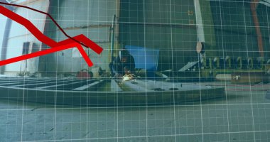 Fabrika üzerinde kırmızı çizgiler ve finansal veri işleme görüntüsü. Küresel finans, iş, bağlantılar, hesaplama ve veri işleme kavramı dijital olarak oluşturuldu.