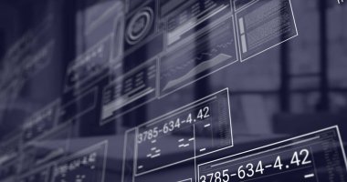 Ofisteki masada finansal veri işleme resmi. Küresel finans, iş, bağlantılar, hesaplama ve veri işleme kavramı dijital olarak oluşturuldu.