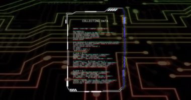 Bilgisayar devre kartından dijital veri işleme animasyonu. Küresel bağlantılar, hesaplama ve veri işleme kavramı, dijital olarak oluşturulmuş video.