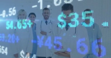 Borsa veri animasyonu laboratuvar önlüklü tıp uzmanlarının üzerinde. İş, finans, sağlık, takım çalışması, analiz, laboratuvar