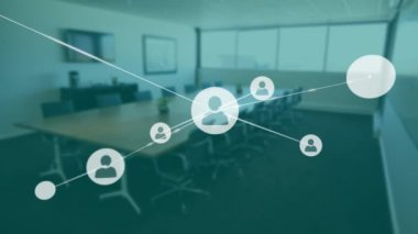 Boş konferans odasındaki sandalyeli ve masalı bağlantılar ağı. Ağ, teknoloji, dijital, iş, şirket, toplantı