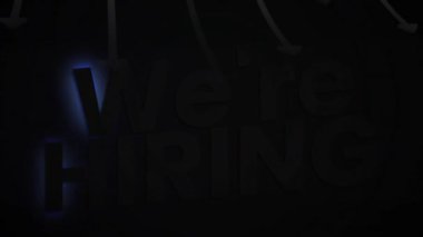 Koyu arkaplandaki parlak mavi efektli metin animasyonunu işe alıyoruz. İşe alım, reklam, neon, pazarlama, iş