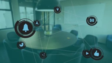 Modern ofis konferans odasında sosyal medya simgeleri ve ağ bağlantıları canlandırılıyor. dijital, iş, teknoloji, iletişim, işyeri kavramı