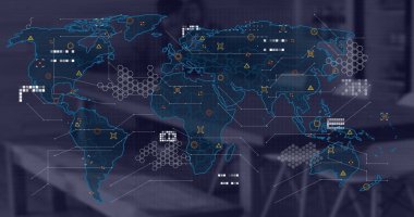 Finansal veri işleme ve dünya haritası ofiste. Küresel finans, iş, bağlantılar, hesaplama ve veri işleme kavramı dijital olarak oluşturuldu.