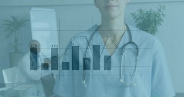 Tıbbi veriler hastanedeki gülümseyen sağlık uzmanının animasyon çizelgesini gösteriyor. doktor, hemşire, teknoloji, klinik, analiz, izleme