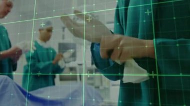 Şebeke ve veri noktaları üzerinden ameliyata hazırlanan tıp uzmanları. Sağlık, teknoloji, yenilik, hazırlık, analiz