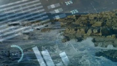 Finansal veriler ve analitik animasyonlar okyanus dalgaları ve kayalık sahil şeridi üzerinde. Finans, teknoloji, yenilik kavramı