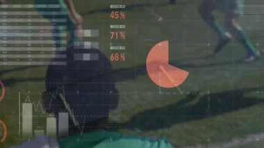 Sahadaki futbolcularla ilgili küresel istatistik ve veri analizi. Analizler, spor, ilerleme, performans, strateji