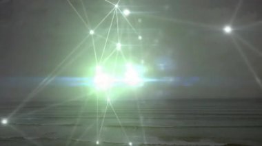 Okyanus dalgaları üzerinde ışıldayan bağlantılar ağı. Teknoloji, bağlantı, yenilik, dijital, fütüristik, siber uzay kavramı