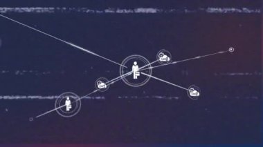 Çeşitli insan simgeleri üzerinde bağlantı ağı ve veri işleme animasyonu. Ağ, teknoloji, iletişim, dijital, bilgi, web