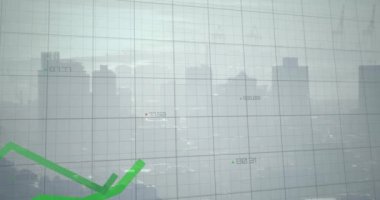 Şehir manzarası arka planında şebeke çizgileriyle yükselen yeşil çizgi grafik animasyonu. Büyüme, başarı, iş, finans, grafik, trend