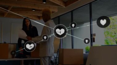 Ofisteki iş toplantısından sonra bağlantılar ve veri işleme animasyonu ağı. Teknoloji, yenilik, işbirliği, ağ oluşturma, dijital