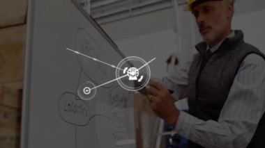 Beyaz tahtaya resim çizmek, inşaat işçisi, sabit şapkalı, ağ bağlantıları animasyonlu. mühendislik, beyin fırtınası, planlama, takım çalışması, dijital, yenilik