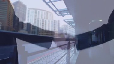 Şehir planında iş tokalaşması animasyonu. anlaşma, ortaklık, işbirliği, animasyon, şirket, profesyonel