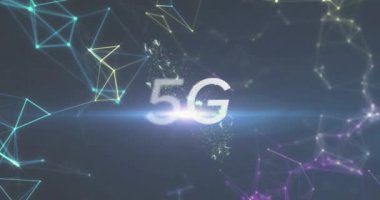 Dijital ağ bağlantıları ve zarf simgesi üzerinden 5G metin animasyonu. Teknoloji, iletişim, cep telefonu, akıllı telefon, veri, kablosuz