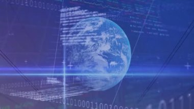 Enerji hatları ve günbatımı arka planında veri ve grafik animasyonları olan bir dünya. Teknoloji, enerji, sürdürülebilirlik, yenilik, analitik, elektrik