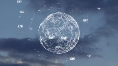 Bulutlu gökyüzü arkaplanı üzerinde veri göstergelerine sahip dijital küre. Teknoloji, küresel, ağ, bağlantı, bulut hesaplama, fütürist