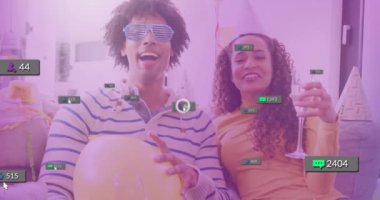 Arkadaşların içki ve balonla kutlama yapması üzerine sosyal medya nişan animasyonu. Kutlama, arkadaşlık, parti, eğlence