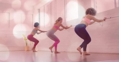 Beden eğitimi stüdyosunda spor yapan kadınlar Bokeh Light animasyonuyla. egzersiz, egzersiz, bale, eğitim, esneklik