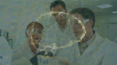 Laboratuvar önlüklü bilim adamları dijital ağ animasyonundan örnek alıyorlar. Bilim, araştırma, laboratuvar, teknoloji, analiz, yenilik