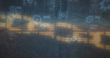 Beyaz adamın sunucu odasındaki bağlantı ve veri işleme ağının görüntüsü. küresel internet güvenliği, bağlantılar ve veri işleme kavramı dijital olarak oluşturulmuş görüntü.